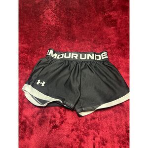 Youth Small Girls Under Armour Shorts